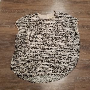 MM Lafleur Dolman Top in size small.